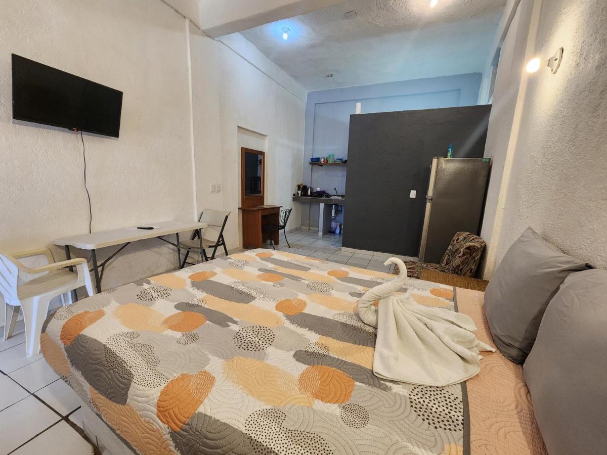 Small Studio Apt 5Min To Dt! Zihuatanejo Bagian luar foto