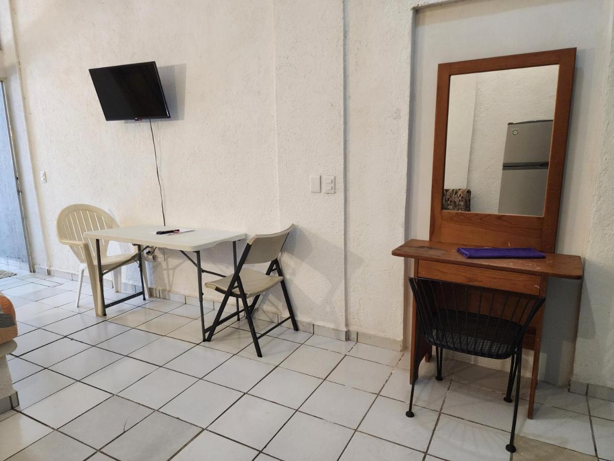 Small Studio Apt 5Min To Dt! Zihuatanejo Bagian luar foto